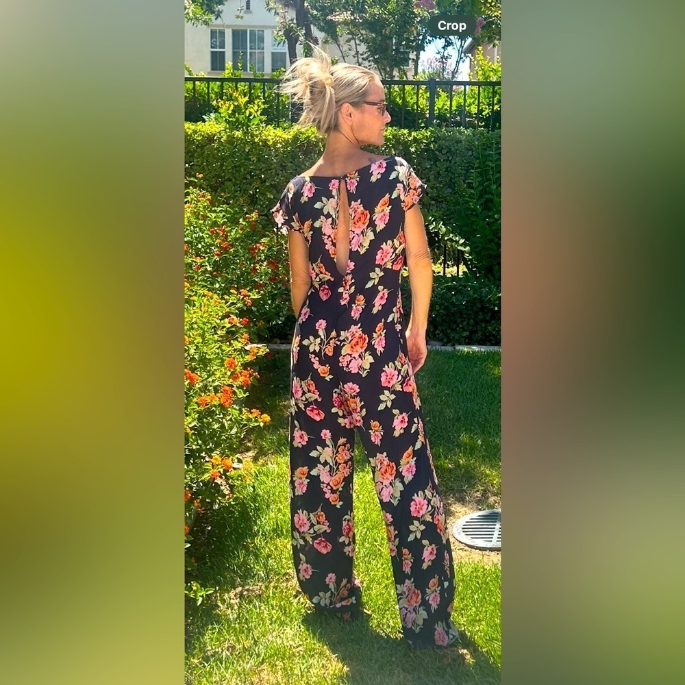 Flynn Skye bohemian chic floral relaxed fit wide leg romper open back NWT SM